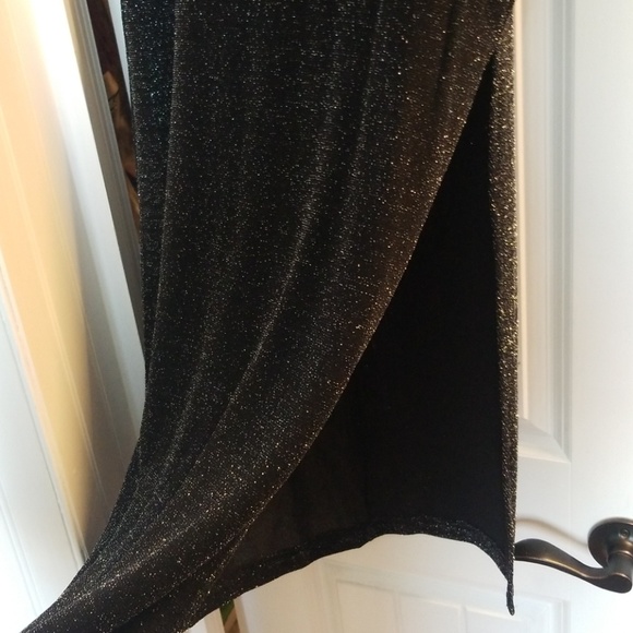 Stretchy glitter maxi w side slit - Picture 3 of 4